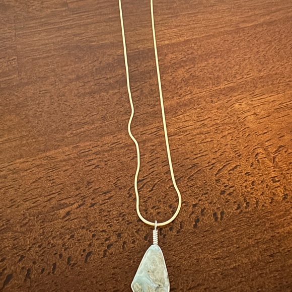 Necklace, bracelet and earring set - Picture 11 of 13